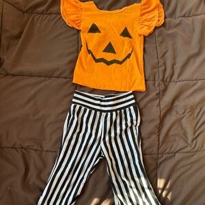 2T Halloween outfit